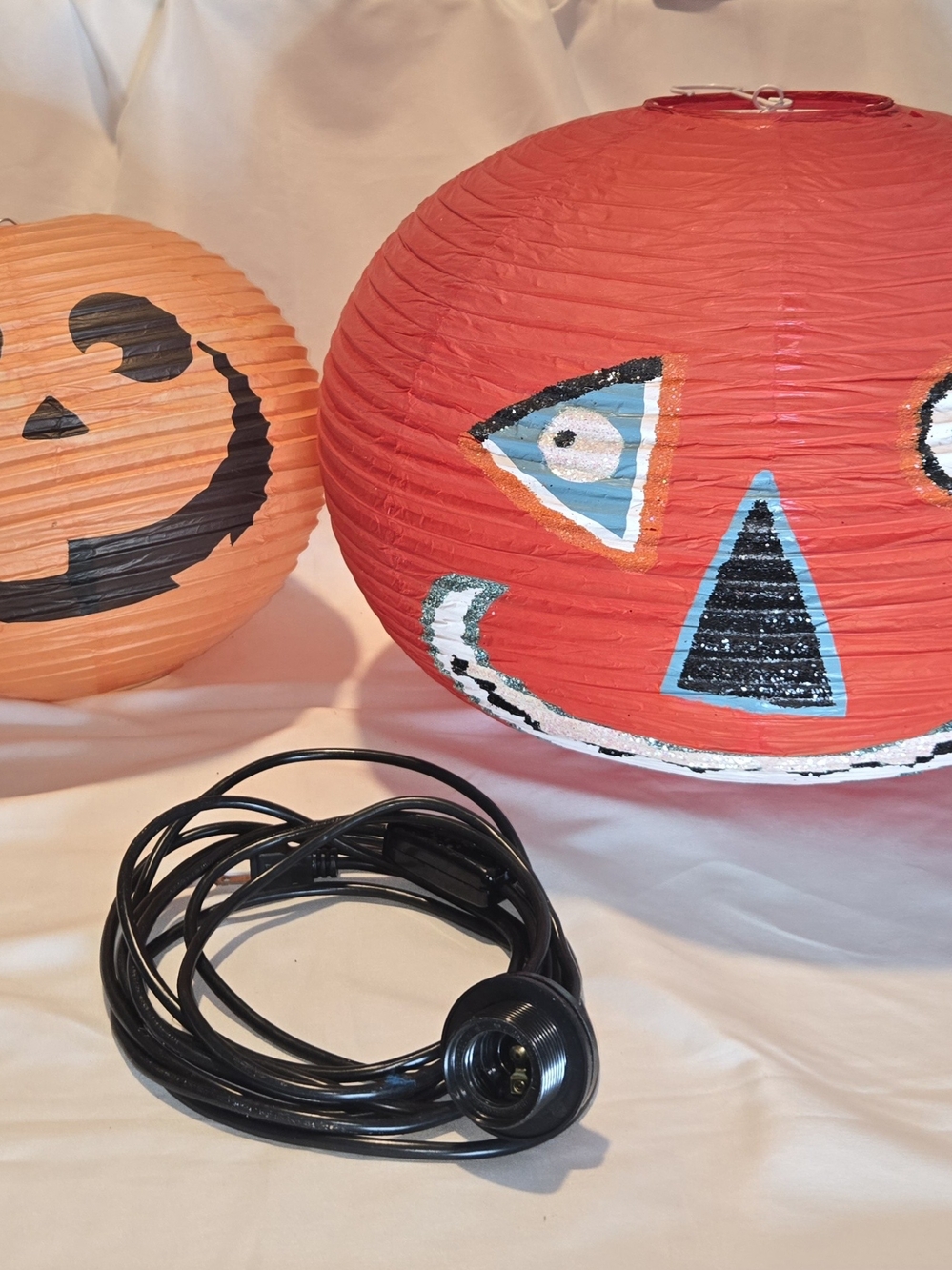 Large Halloween Jack-O-Lantern Paper Lantern Light Cord + Bonus Pumpkin Dept 56